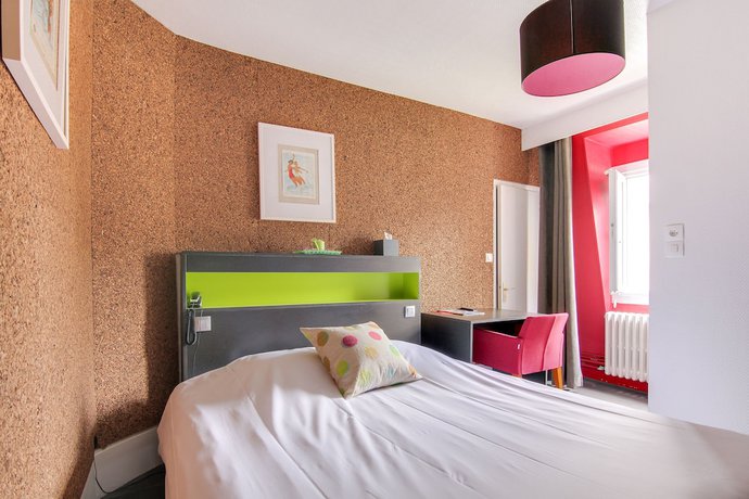 Imagen de la habitación del Hotel H&ocirc;tel d\'Angleterre, Versalles. Foto 5