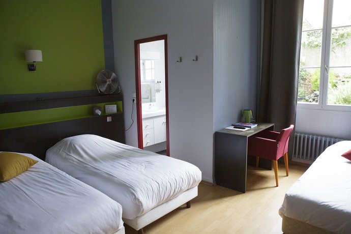 Imagen de la habitación del Hotel H&ocirc;tel d\'Angleterre, Versalles. Foto 10