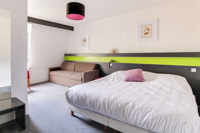 Imagen de la habitación del Hotel H&ocirc;tel d\'Angleterre, Versalles. Foto 11