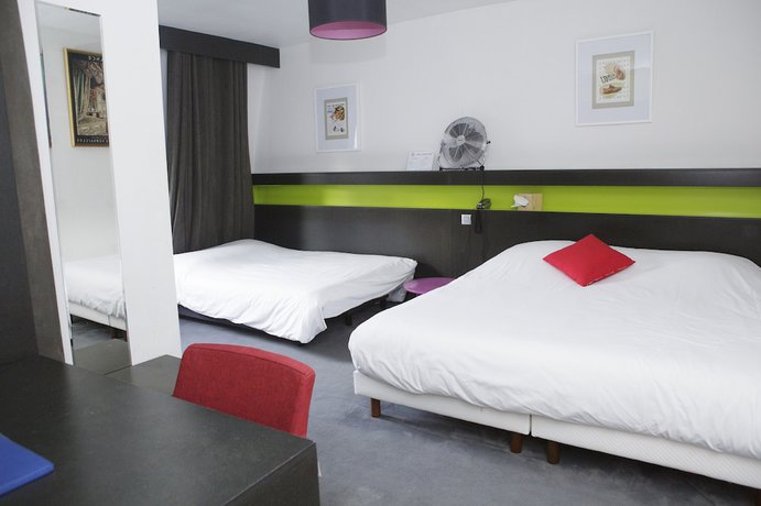 Imagen de la habitación del Hotel H&ocirc;tel d\'Angleterre, Versalles. Foto 12