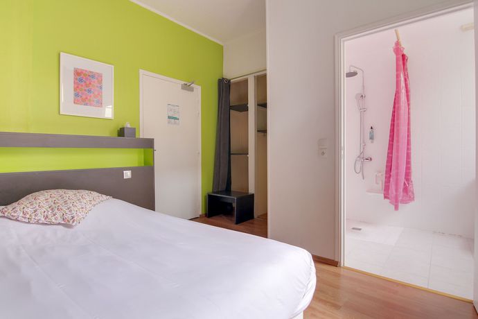 Imagen de la habitación del Hotel H&ocirc;tel d\'Angleterre, Versalles. Foto 16