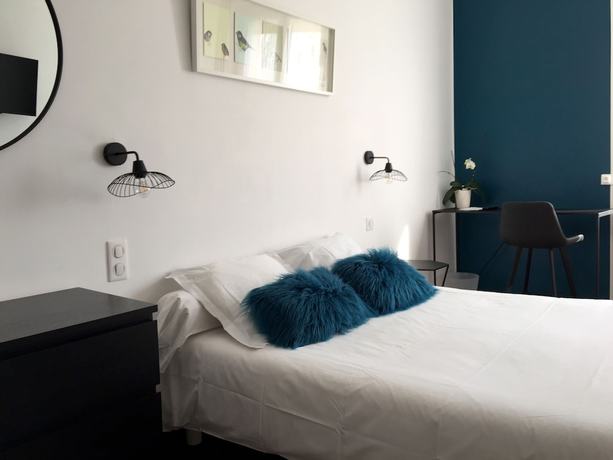 Imagen de la habitación del Hotel H&ocirc;tel d\'Arvor. Foto 2