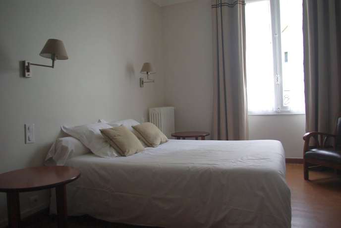 Imagen de la habitación del Hotel H&ocirc;tel d\'Arvor. Foto 15