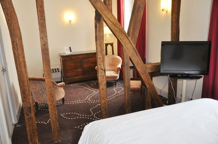 Imagen de la habitación del Hotel H&ocirc;tel de France, AUCH. Foto 6