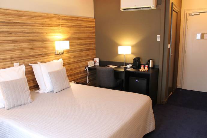 Imagen de la habitación del Hotel Hôtel de France Bergerac. Foto 16