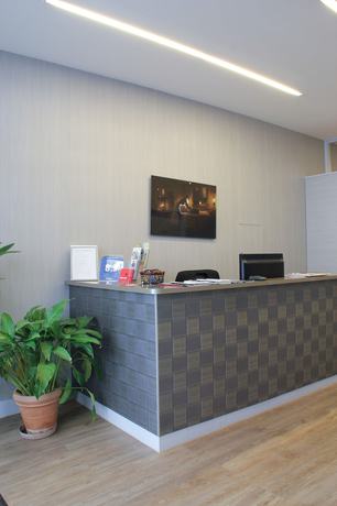 Imagen de los interiores del Hotel H&ocirc;tel de France, Boulogne billancourt. Foto 20