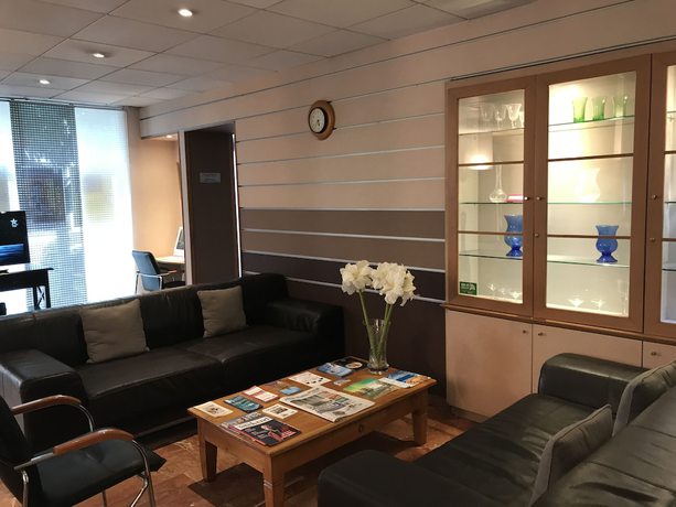 Imagen de los interiores del Hotel H&ocirc;tel de L\'Etoile. Foto 16