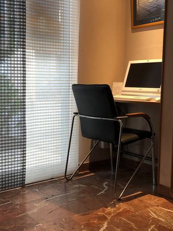 Imagen de los interiores del Hotel H&ocirc;tel de L\'Etoile. Foto 17