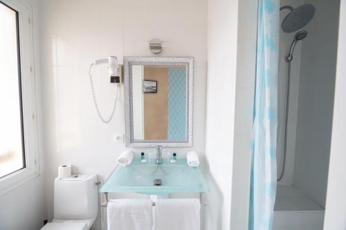 Imagen general del Hotel H&ocirc;tel de La Plage, CAPBRETON. Foto 3