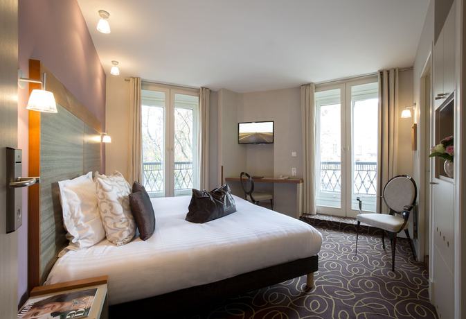 Imagen de la habitación del Hotel H&ocirc;tel de Normandie, Burdeos. Foto 8