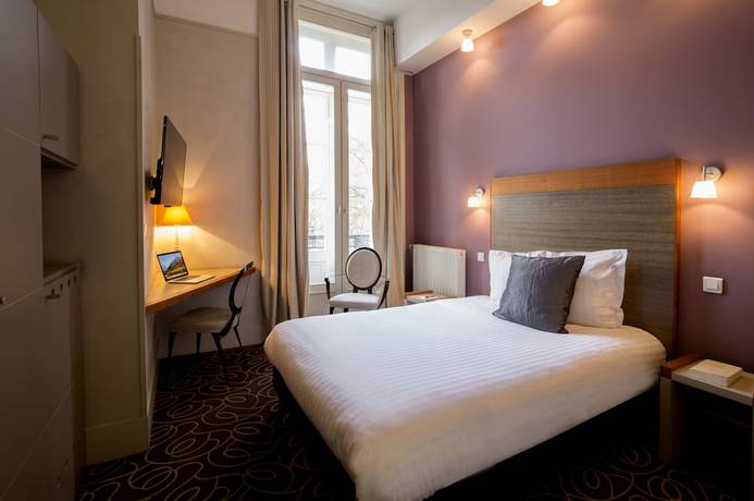 Imagen de la habitación del Hotel H&ocirc;tel de Normandie, Burdeos. Foto 15