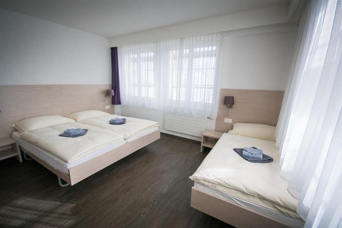 Imagen de la habitación del Hotel Hôtel de Ville le Sentier. Foto 12