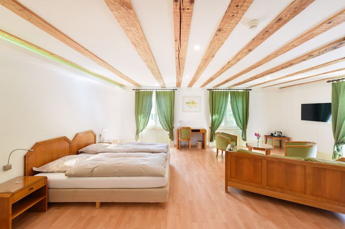 Imagen de la habitación del Hotel H&ocirc;tel de l\'Aigle. Foto 16