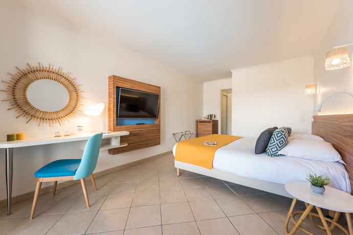 Imagen de la habitación del Hotel H&ocirc;tel de l\'Esterel Pierre and Vacances. Foto 5