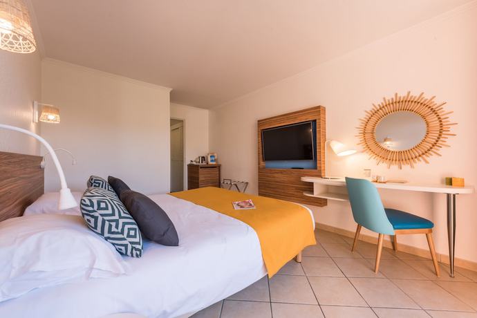 Imagen de la habitación del Hotel H&ocirc;tel de l\'Esterel Pierre and Vacances. Foto 6