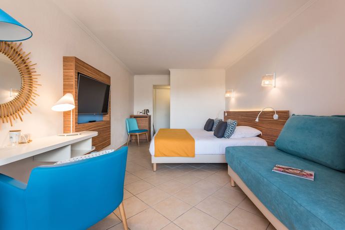 Imagen de la habitación del Hotel H&ocirc;tel de l\'Esterel Pierre and Vacances. Foto 14