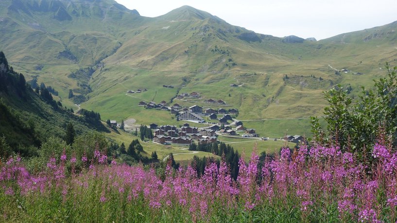 Imagen general del Hotel Hôtel de l\'Etable. Foto 3