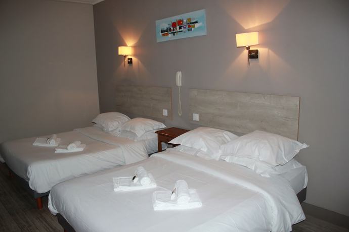 Imagen de la habitación del Hotel H&ocirc;tel de la Beauronne, Marsac-sur-l'Isle. Foto 13
