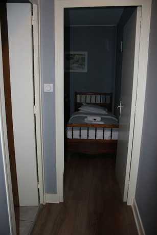 Imagen de la habitación del Hotel H&ocirc;tel de la Beauronne, Marsac-sur-l'Isle. Foto 15