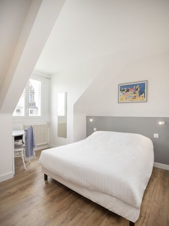 Imagen de la habitación del Hotel Hôtel de la Citadelle, Le Mézat. Foto 3