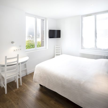 Imagen de la habitación del Hotel Hôtel de la Citadelle, Le Mézat. Foto 4