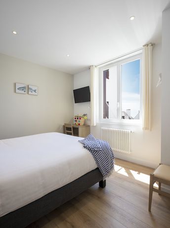 Imagen de la habitación del Hotel Hôtel de la Citadelle, Le Mézat. Foto 17