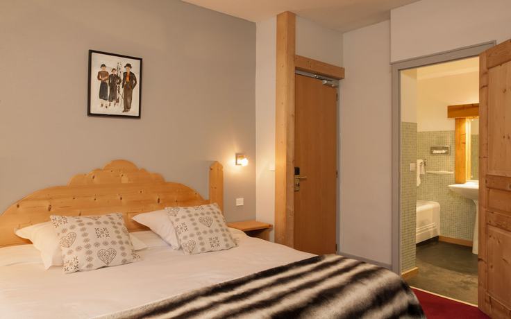 Imagen de la habitación del Hotel Hôtel de la Couronne. Foto 8