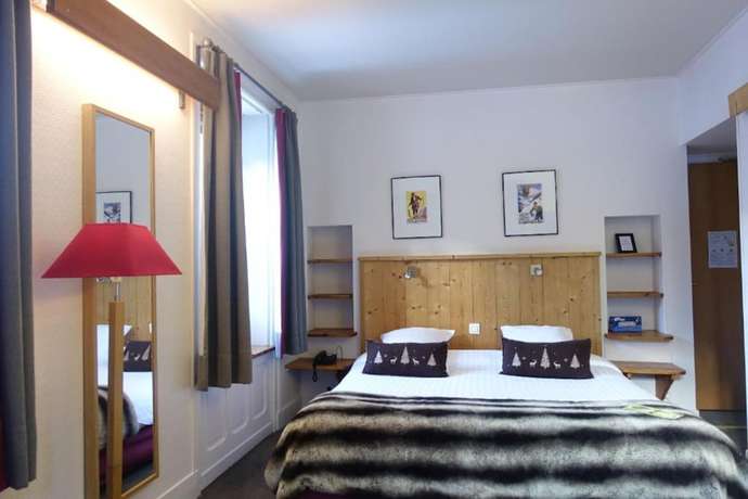 Imagen de la habitación del Hotel Hôtel de la Couronne. Foto 9