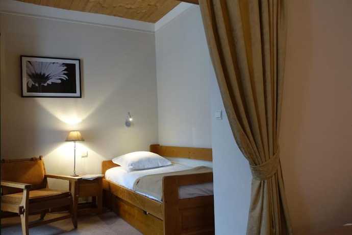 Imagen de la habitación del Hotel Hôtel de la Couronne. Foto 13