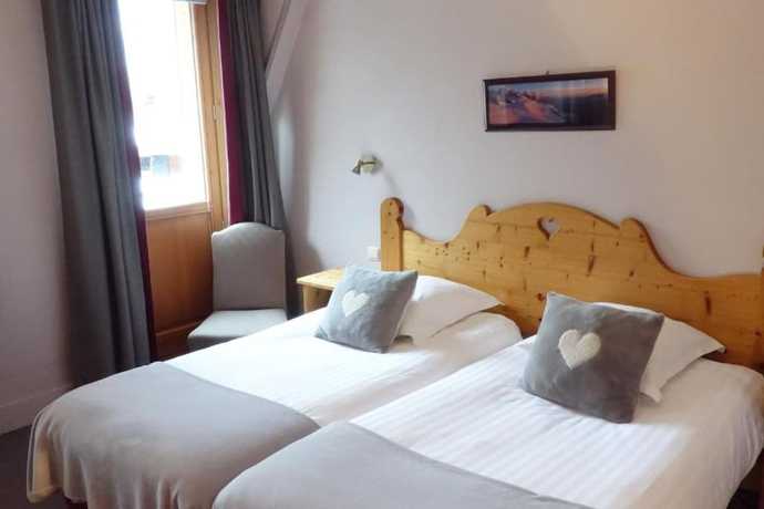 Imagen de la habitación del Hotel Hôtel de la Couronne. Foto 19