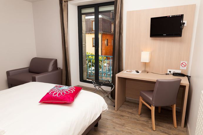 Imagen de la habitación del Hotel H&ocirc;tel de la Gare, Quimper. Foto 9