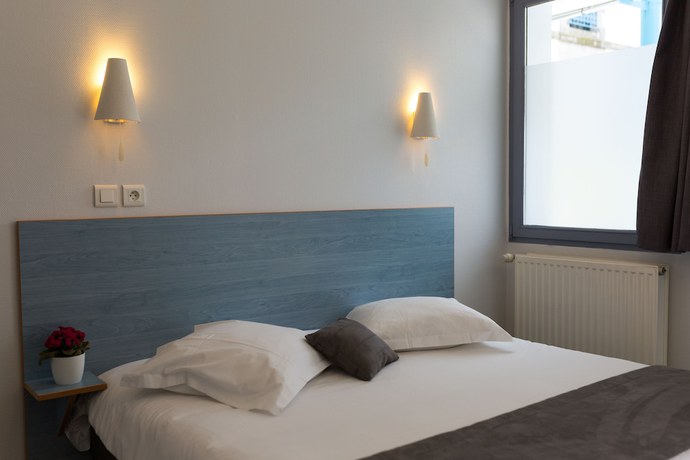 Imagen de la habitación del Hotel H&ocirc;tel de la Gare, Quimper. Foto 10