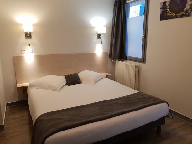 Imagen de la habitación del Hotel H&ocirc;tel de la Gare, Quimper. Foto 14