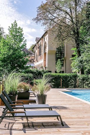 Imagen de la piscina del Hotel H&ocirc;tel de la Muse et du Rozier. Foto 19