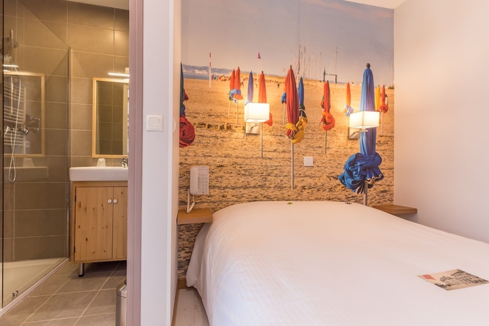Imagen de la habitación del Hotel H&ocirc;tel de la Plage, Courseulles-sur-Mer. Foto 4