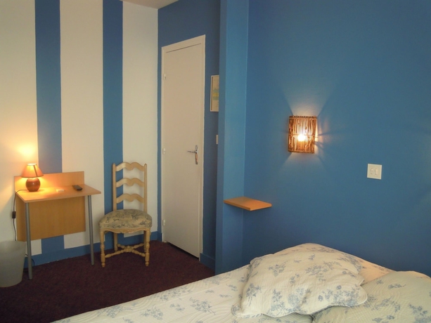 Imagen de la habitación del Hotel H&ocirc;tel de la Plage, Courseulles-sur-Mer. Foto 7