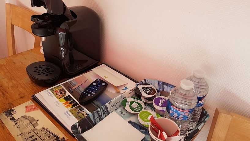 Imagen de la habitación del Hotel H&ocirc;tel de la Plage, Courseulles-sur-Mer. Foto 9