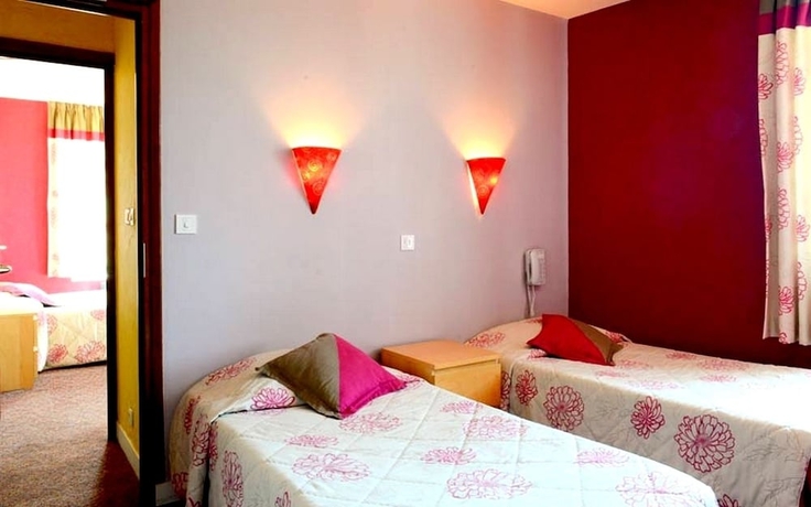 Imagen de la habitación del Hotel H&ocirc;tel de la Plage, Courseulles-sur-Mer. Foto 12