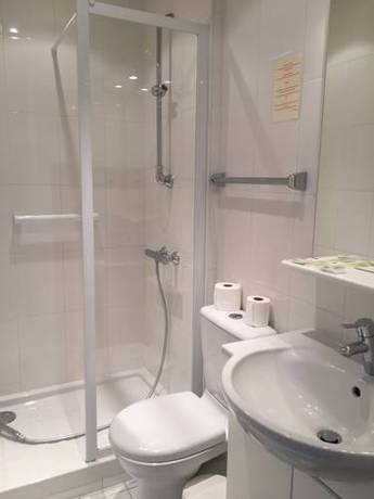 Imagen de la habitación del Hotel H&ocirc;tel de la Pointe du Grouin. Foto 12