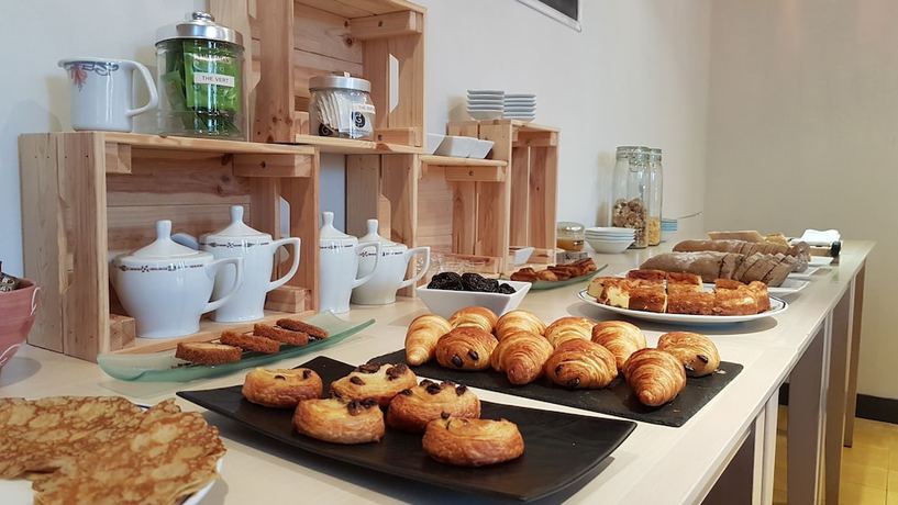 Imagen del bar/restaurante del Hotel H&ocirc;tel de la Presqu\'Ile. Foto 4