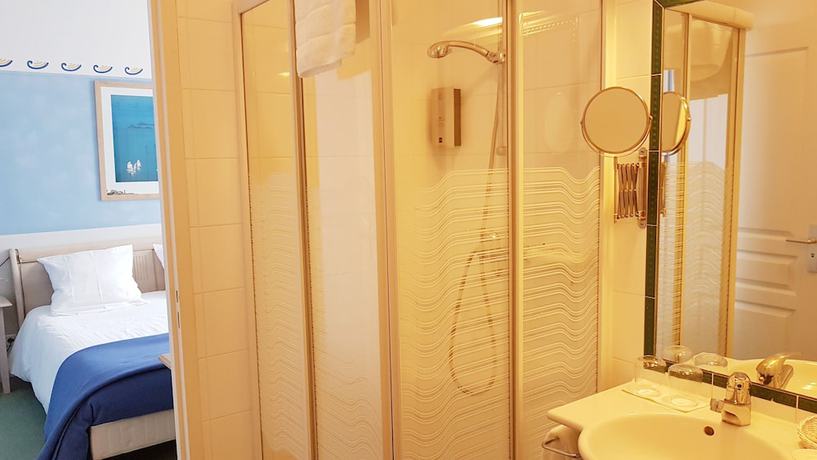 Imagen de la habitación del Hotel H&ocirc;tel de la Presqu\'Ile. Foto 11