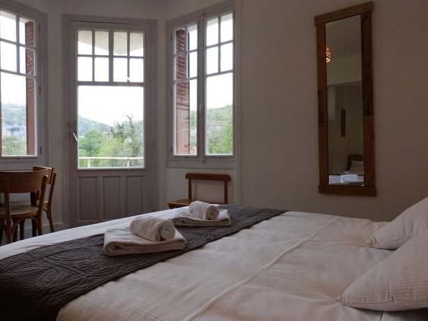 Imagen de la habitación del Hotel H&ocirc;tel des Grottes. Foto 13