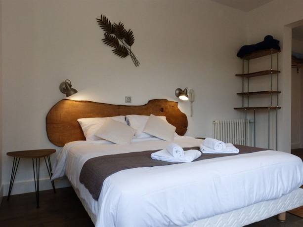 Imagen de la habitación del Hotel H&ocirc;tel des Grottes. Foto 17