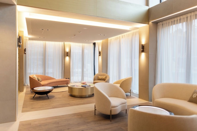 Imagen de los interiores del Hotel H&ocirc;tel des Innovations. Foto 16