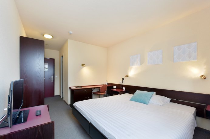 Imagen de la habitación del Hotel Hôtel des Mosaïques. Foto 10