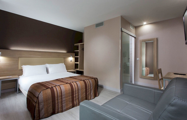 Imagen de la habitación del Hotel Hôtel des Pavillons. Foto 6