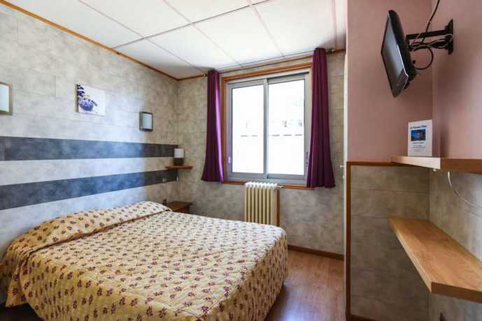 Imagen de la habitación del Hotel H&ocirc;tel des Pyr&eacute;n&eacute;es, Font Romeu. Foto 8