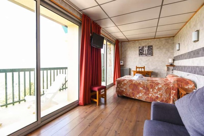 Imagen de la habitación del Hotel H&ocirc;tel des Pyr&eacute;n&eacute;es, Font Romeu. Foto 13