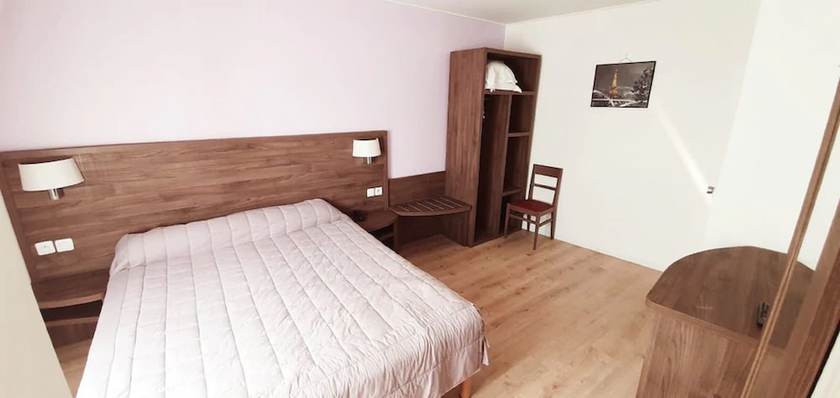 Imagen de la habitación del Hotel Hôtel des Pyrénées - Nation. Foto 15