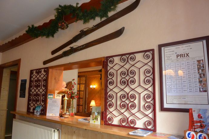 Imagen de los interiores del Hotel Hôtel du Centre, La Borgé. Foto 20